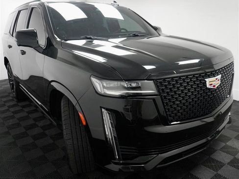 Used 2021 Cadillac Escalade Premium Luxury w/ Driver Assist Tech Package image 12