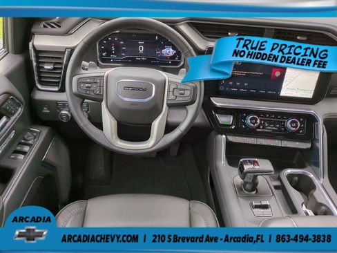 Used 2024 GMC Sierra 1500 Denali w/ Denali Reserve Package AWD/4WD image 16