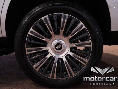 Used 2022 Cadillac Escalade Premium Luxury image 21