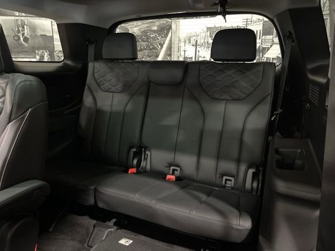 Used 2022 Hyundai Palisade Limited AWD/4WD image 21