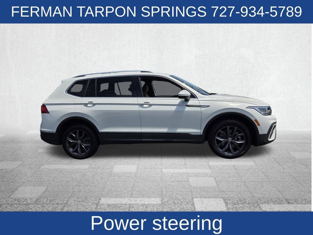 Used 2023 Volkswagen Tiguan SE FWD image 11