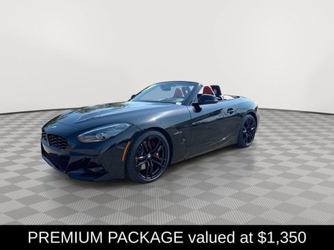 Used 2024 BMW Z4 M40i w/ Premium Package RWD image 6