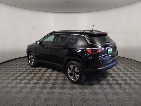 Used 2017 Jeep Compass Limited AWD/4WD image 3