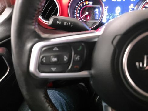 Used 2020 Jeep Gladiator Rubicon AWD/4WD image 15