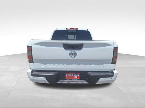 Certified 2025 Nissan Frontier SV RWD image 7