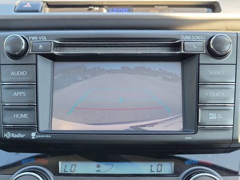 Used 2015 Toyota RAV4 XLE image 33