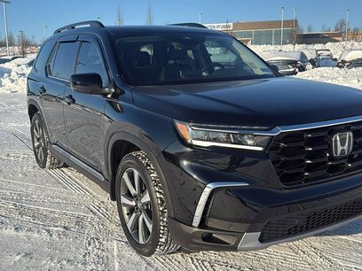 Used 2025 Honda Pilot Touring