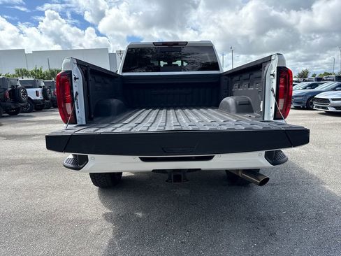 Used 2022 GMC Sierra 2500 Denali w/ Denali Ultimate Package image 32