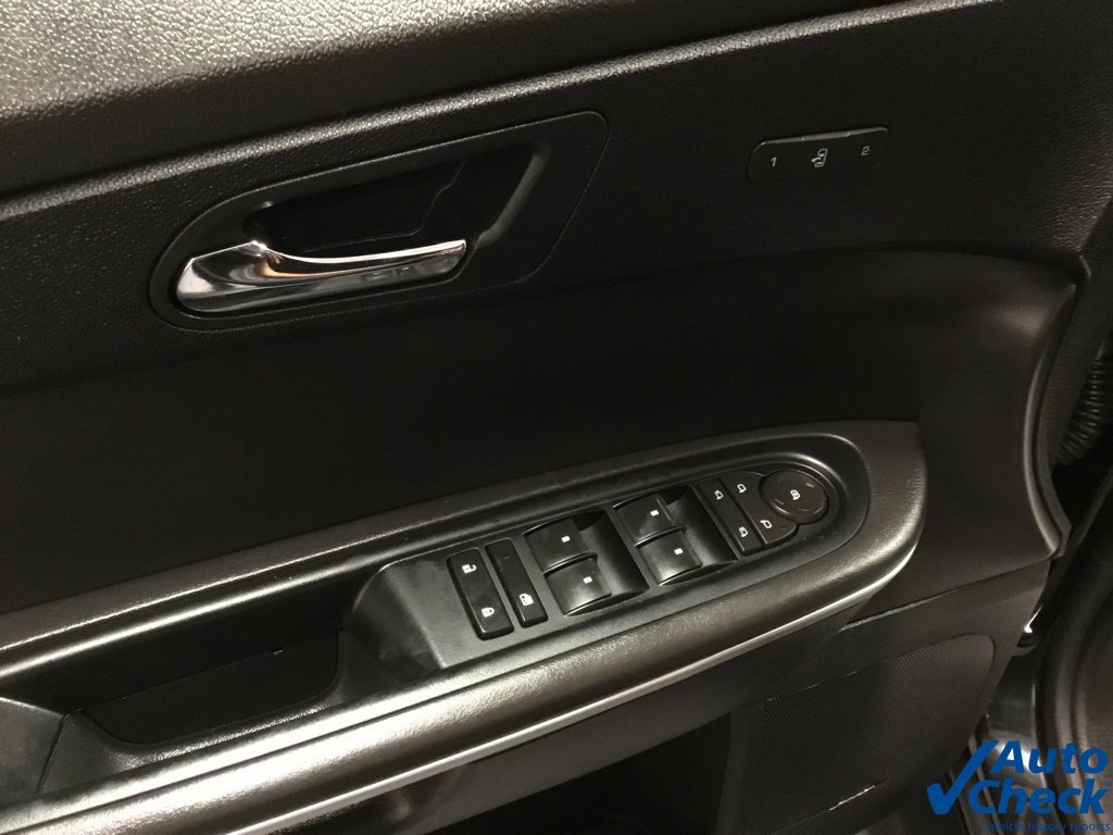Used 2010 GMC Acadia SLT AWD/4WD image 22