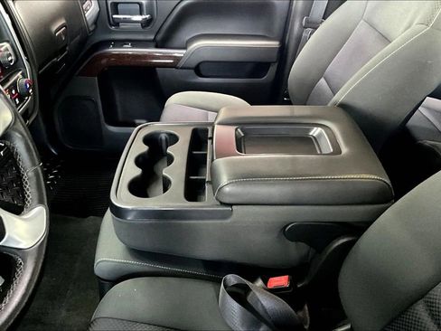 Used 2015 GMC Sierra 1500 SLE w/ SLE Value Package AWD/4WD image 17
