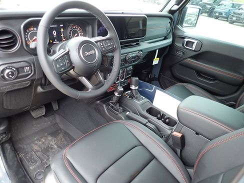 New 2026 Jeep Gladiator Rubicon AWD/4WD image 9