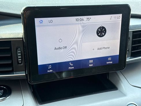Used 2023 Ford Explorer XLT w/ Equipment Group 202A RWD image 24