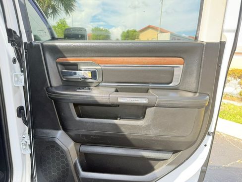 Used 2018 RAM 1500 Laramie w/ Convenience Group AWD/4WD image 26