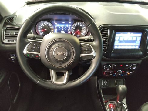 Used 2020 Jeep Compass Altitude image 22