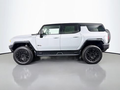 New 2026 GMC Hummer EV SUV w/ LPO, Dark Essentials Package AWD/4WD image 4