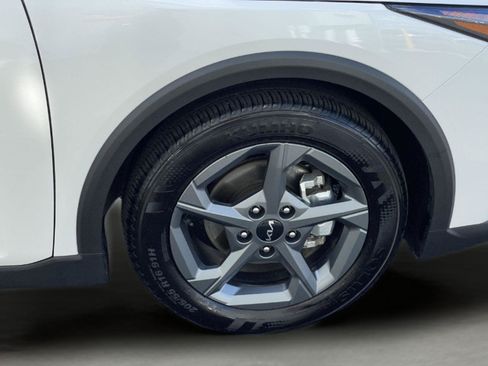 Used 2025 Kia K4 FWD image 32