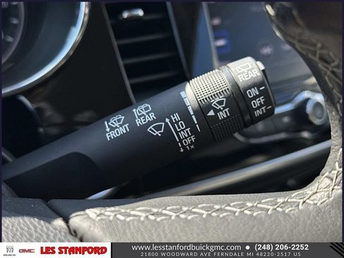Used 2022 Buick Encore Preferred w/ Safety Package AWD/4WD image 25
