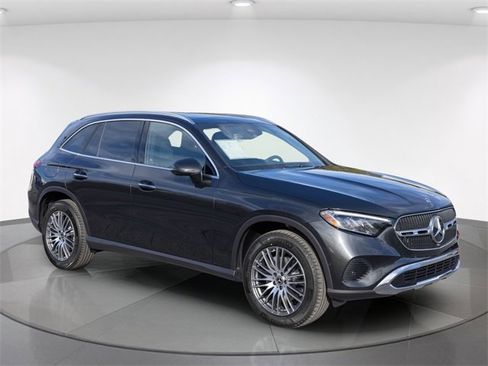 New 2026 Mercedes-Benz GLC 300 GLC 300 image 10