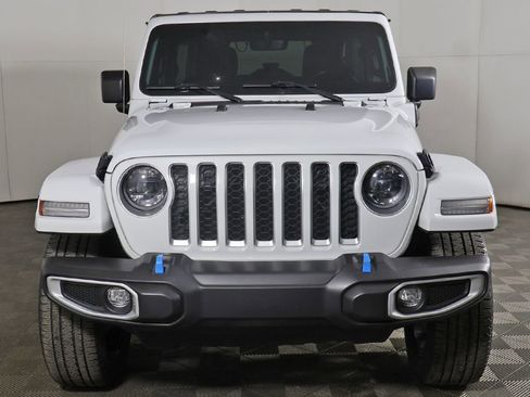 Used 2023 Jeep Wrangler Unlimited Sahara w/ Cold Weather Group AWD/4WD image 10