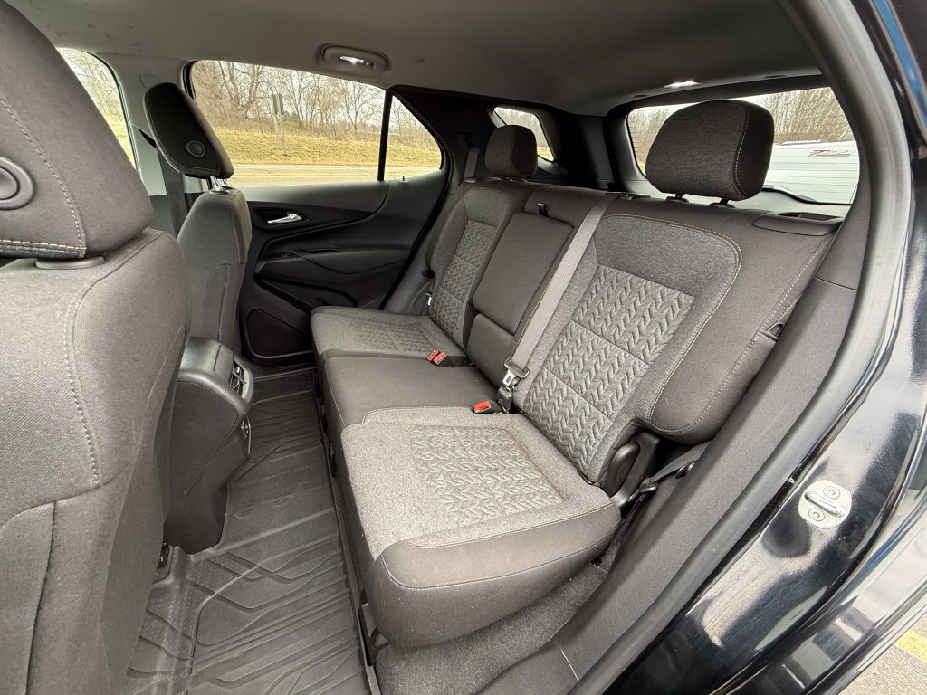 Certified 2024 Chevrolet Equinox LT w/ LPO, Floor Liner Package FWD image 28