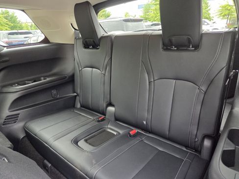 Used 2024 INFINITI QX60 Luxe AWD/4WD image 11