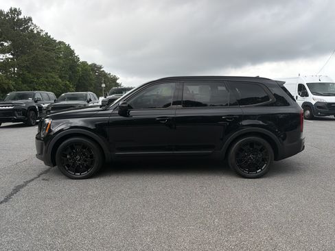 Used 2022 Kia Telluride SX w/ SX Prestige Package AWD/4WD image 4