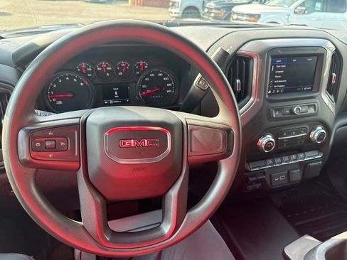 Used 2022 GMC Sierra 2500 Pro w/ Fleet Convenience Package AWD/4WD image 18