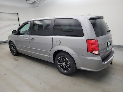 Used 2016 Dodge Grand Caravan R/T w/ Safety Sphere Group FWD image 3