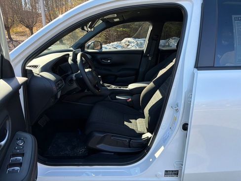 New 2026 Honda HR-V Sport image 11