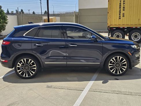Used 2019 Lincoln MKC Black Label AWD/4WD image 4