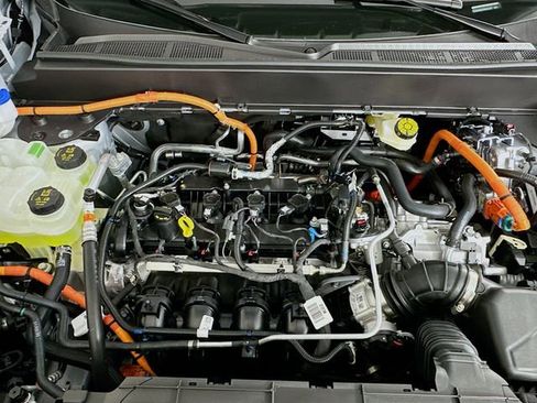 New 2026 Ford Maverick Lariat w/ 4K Tow Package image 30