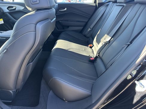 Certified 2025 Acura TLX w/ Technology Package image 24