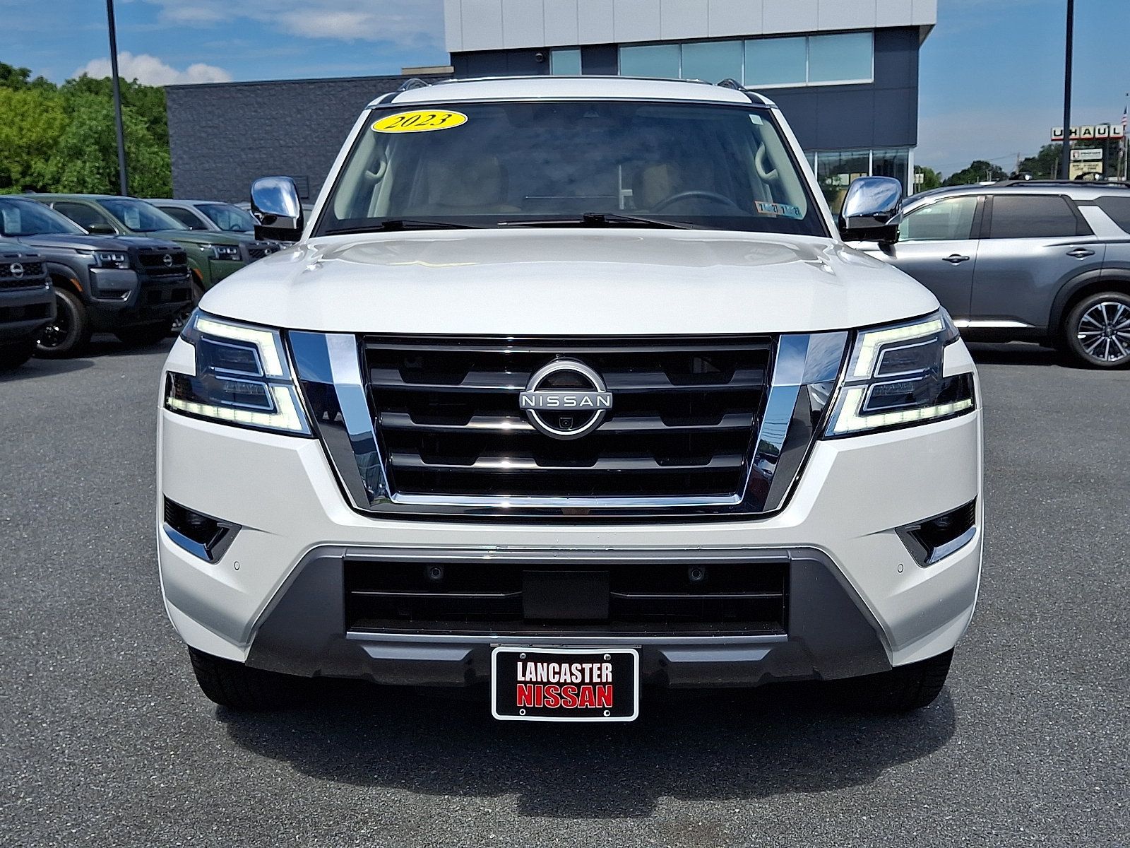 Certified 2023 Nissan Armada Platinum w/ Captain's Chairs Package AWD/4WD image 2