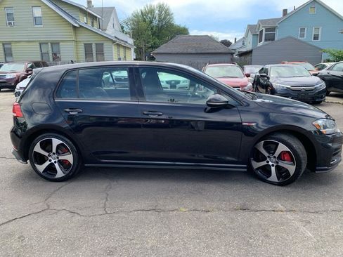 Used 2019 Volkswagen GTI S image 5