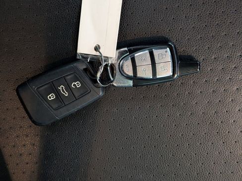 Used 2019 Volkswagen Jetta SE FWD image 16