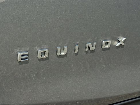 Certified 2024 Chevrolet Equinox LT FWD image 30