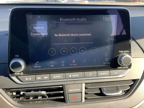 Used 2024 Nissan Altima 2.5 SR image 34