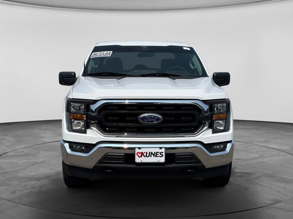 Used 2023 Ford F150 XLT AWD/4WD image 2