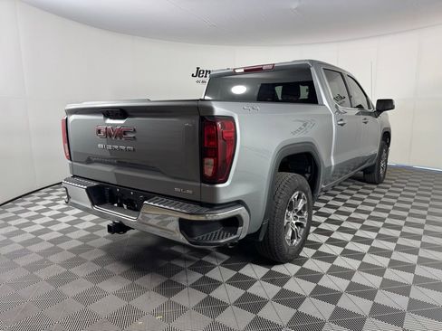 Used 2023 GMC Sierra 1500 SLE AWD/4WD image 7