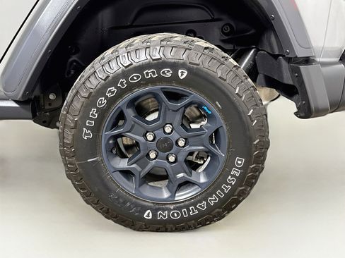 Used 2023 Jeep Wrangler Unlimited w/ Cold Weather Group AWD/4WD image 27