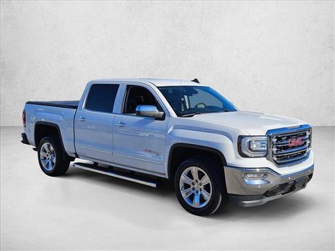 Used 2018 GMC Sierra 1500 SLT w/ Enhanced Driver Alert Package image 3