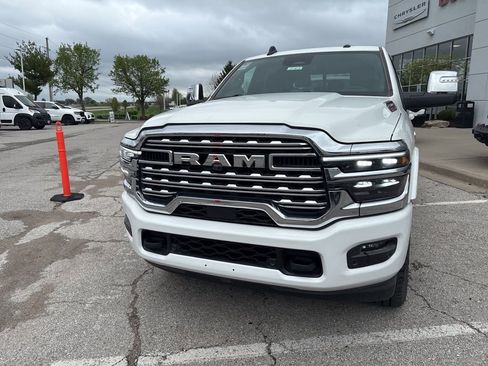 New 2026 RAM 2500 Limited AWD/4WD image 11