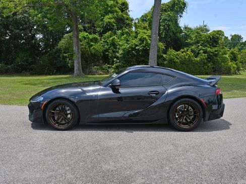 Used 2020 Toyota Supra w/ Driver Assist Package RWD image 2