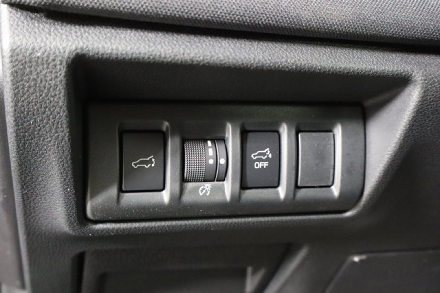 Used 2025 Subaru Outback Premium AWD/4WD image 22
