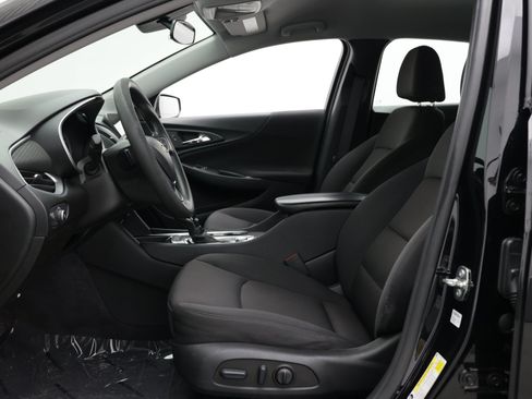 Used 2023 Chevrolet Malibu LT FWD image 18
