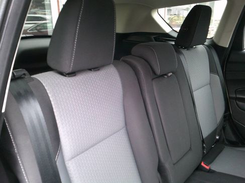 Used 2017 Ford Escape SE w/ Equipment Group 201A FWD image 13