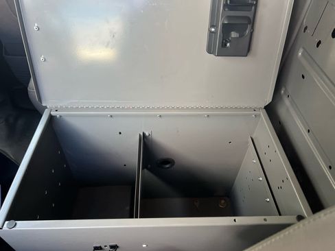 Used 2019 Chevrolet Express 3500 Extended w/ Driver Convenience Package image 26