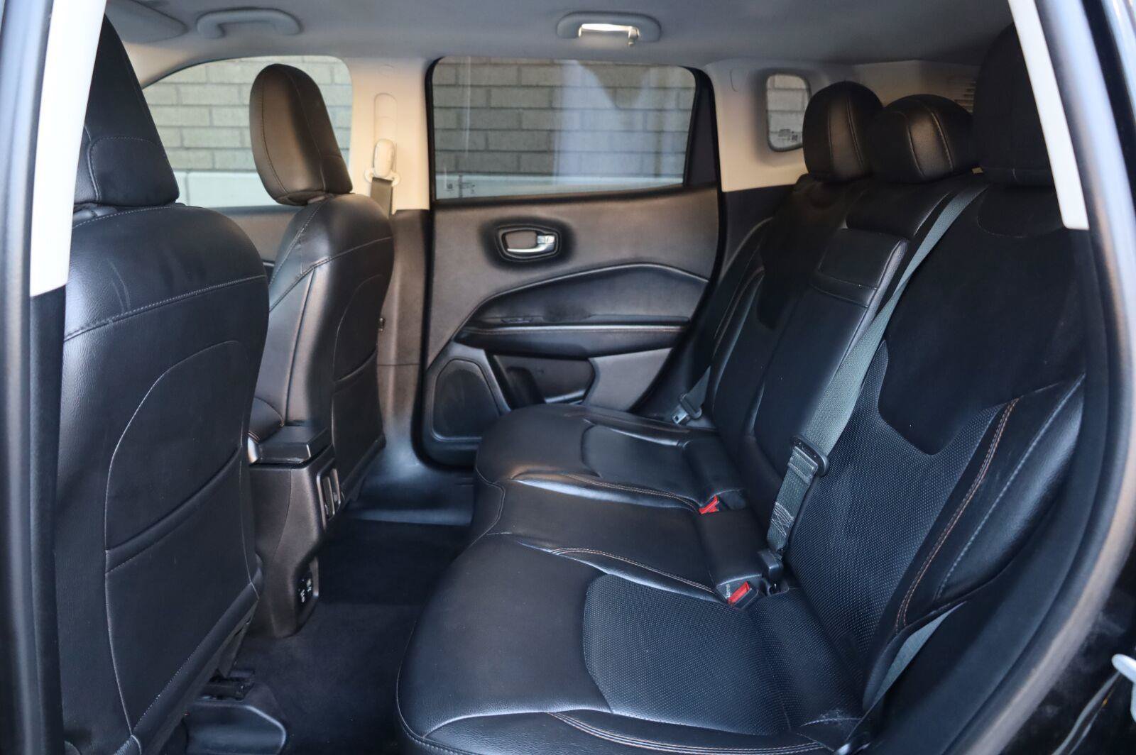 Used 2018 Jeep Compass Limited AWD/4WD image 20