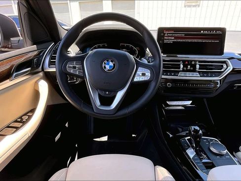 Used 2024 BMW X3 sDrive30i w/ Premium Package RWD image 8