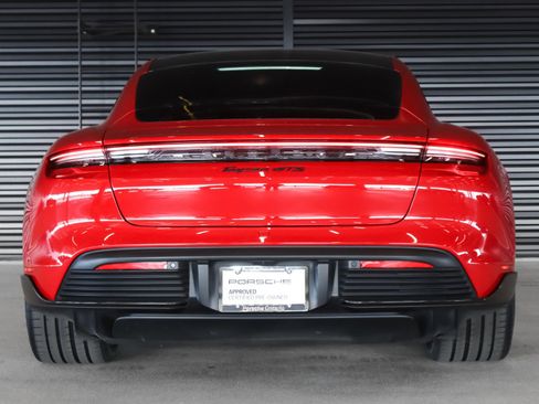 Used 2024 Porsche Taycan GTS image 9